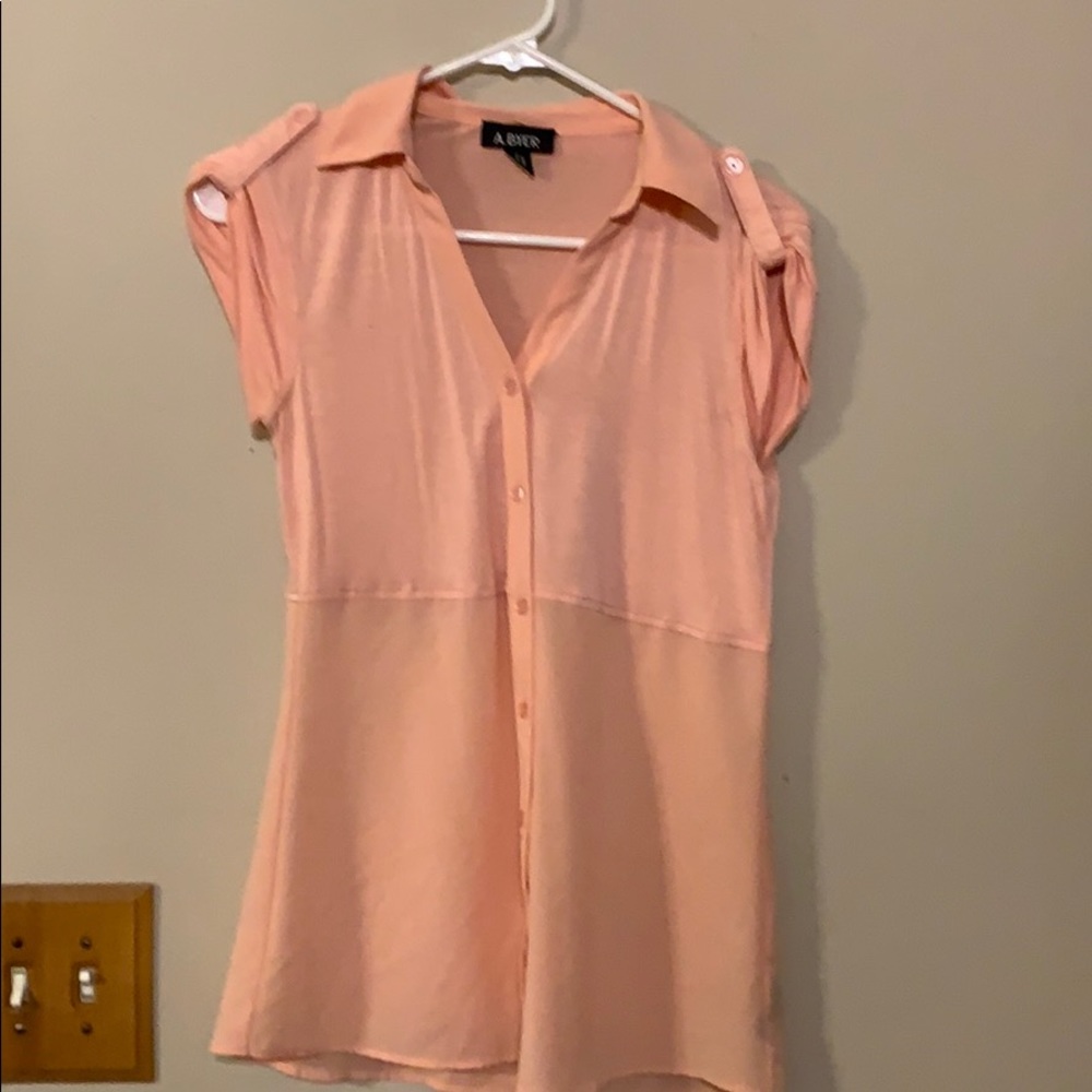 Peach A. Byer blouse. NWOT!!